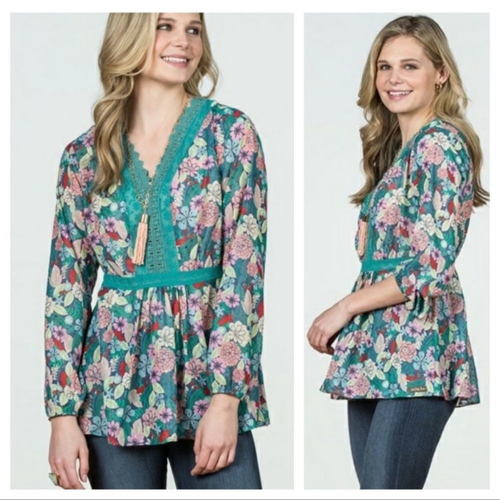 Matilda Jane blouse size M